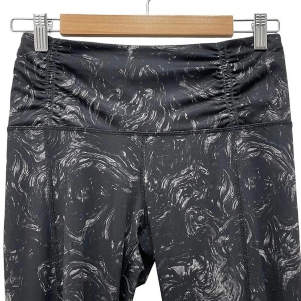Lululemon Runday Crop Full-On Luxtreme Arsenal Ambient Grey Black Women’s Size 6